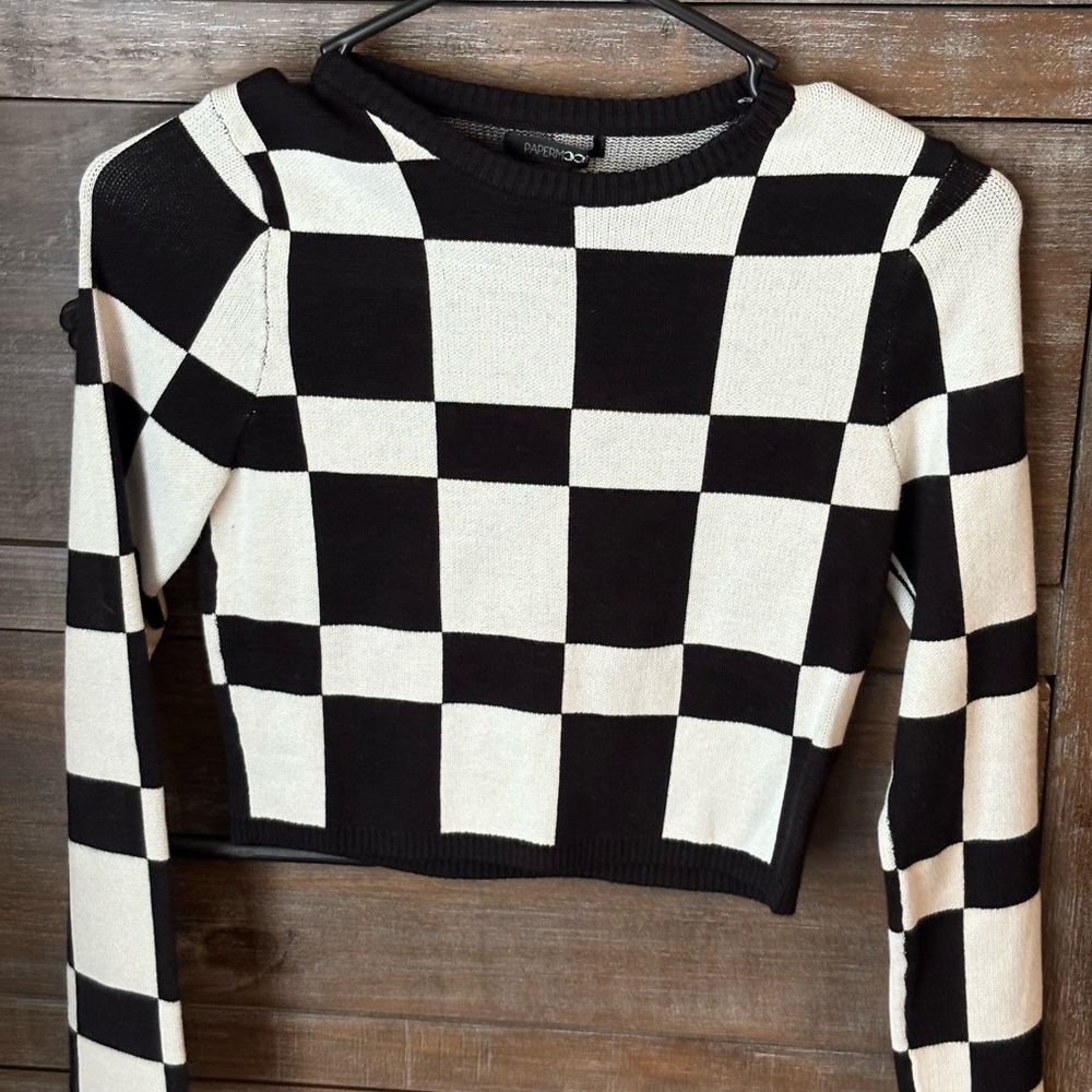 Papermoon Black and White Graphic Cropped long sleeve.